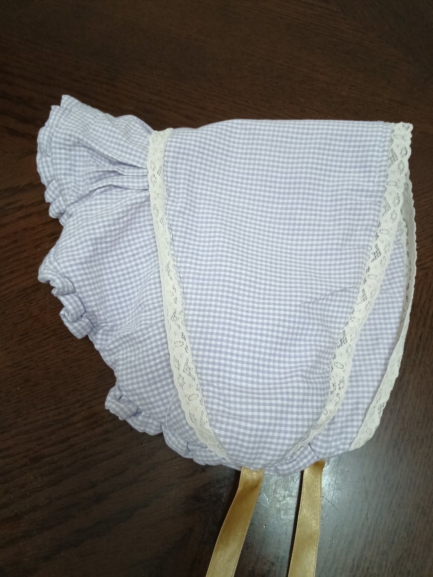 Bonnet with Lace